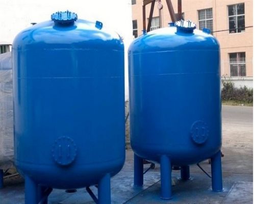 1719302958132818.jpg 碳鋼活性炭過濾器.jpg